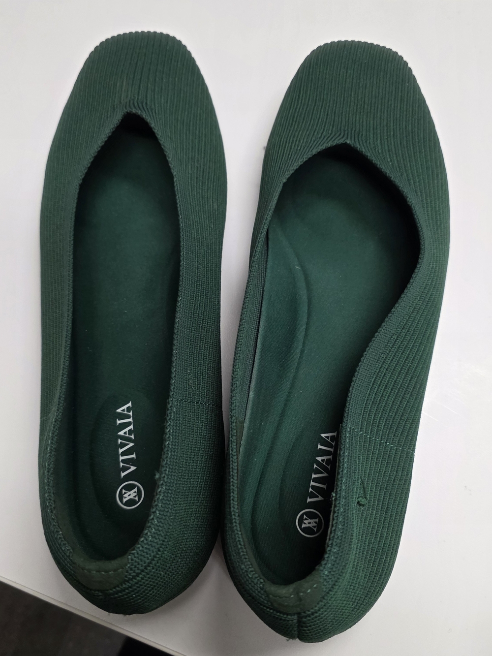 Vivaia Women's Green Knit Ballet Flats